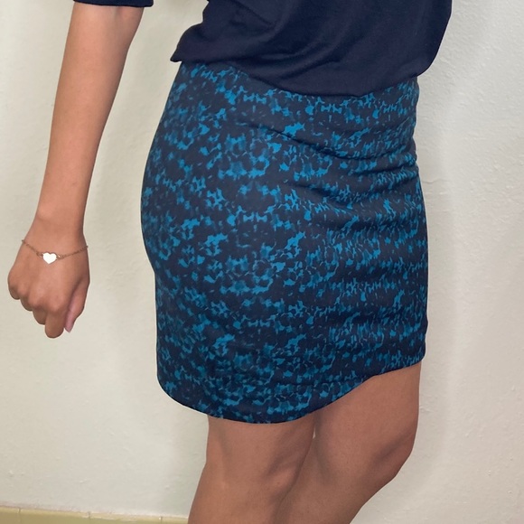 H&M casual mini skirt - Picture 6 of 8